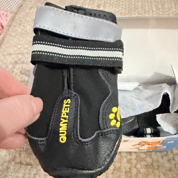 Qumy Black and Gray Dog Boots SZ 6 - Picture 7 of 8